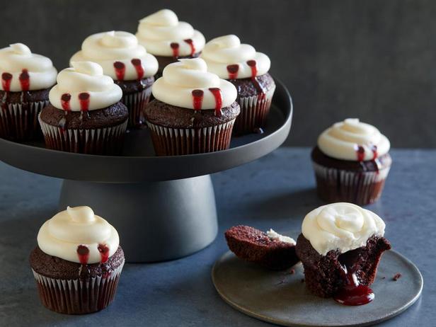 Foto des Gerichts – Vampire Red Velvet Cupcakes