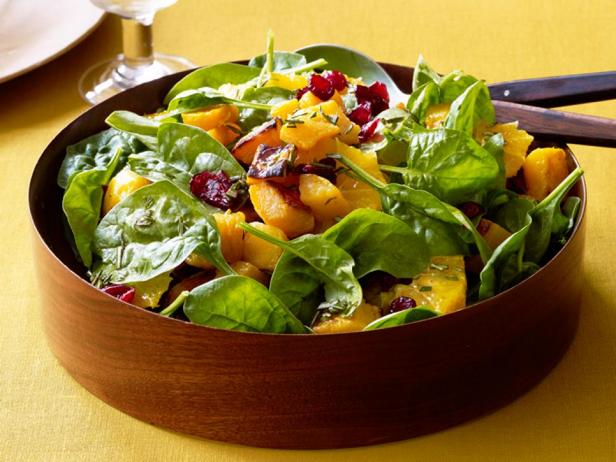 Foto des Gerichts – Warmer Kürbissalat mit Mandarinen und Spinat