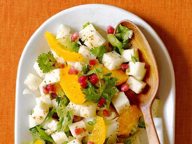 Foto des Gerichts – Scharfer Jicama-Salat mit Zitrusdressing und Granatapfel