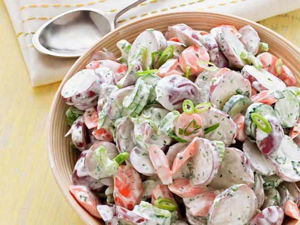 Foto des Gerichts – Kartoffelsalat mit Gurke und Sellerie