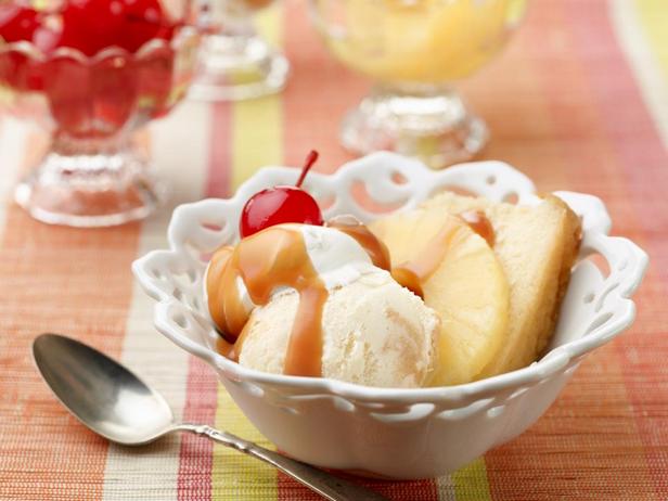 Foto des Gerichts – Ananas-Eisbecher mit hausgemachtem Eis