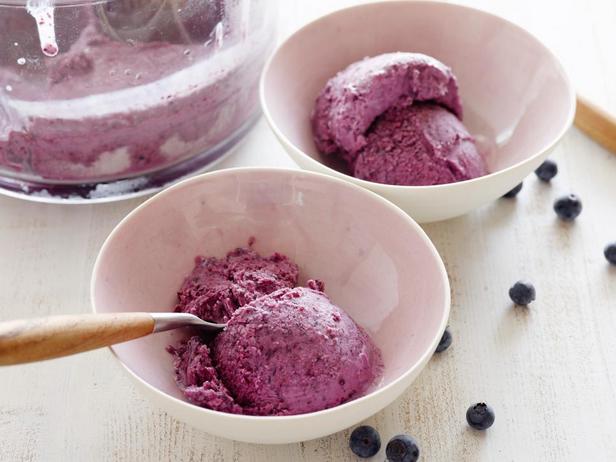 Foto des Gerichts – Gefrorener Blaubeerjoghurt