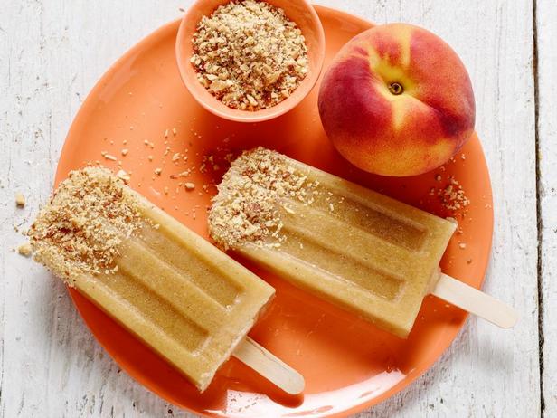 Foto des Gerichts – Fruchteis mit gegrilltem Pfirsich und Mandeln