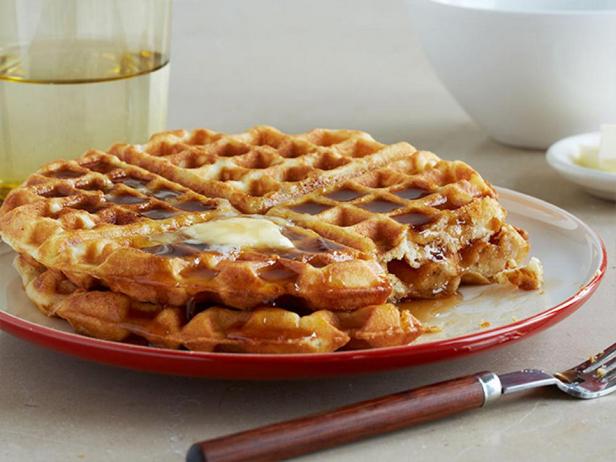 Foto des Gerichts – Klassische knusprige belgische Waffeln