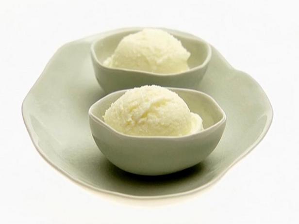 Fotoğrafta görülen yemek: Limonlu granita ve mascarpone peyniri