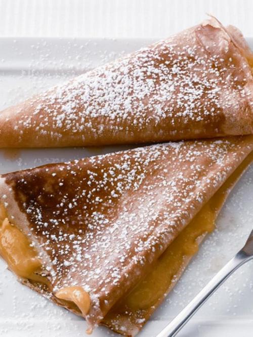 Fotoğraftaki yemek: Limonlu Kremalı Pankekler