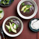 Schwarze-Bohnen-Suppe aus dem Schongarer
