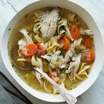 Hühner-Nudelsuppe aus dem Schongarer