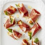 Vorspeise mit Kaki und Prosciutto