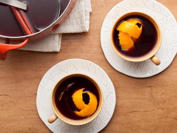 Wie man Glühwein zu Hause zubereitet