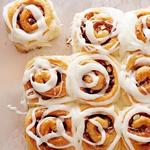 Zimt-Haselnuss-Brötchen