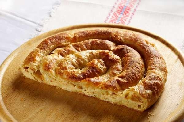 Zubereitung - Belokrańska povitica mit Käse