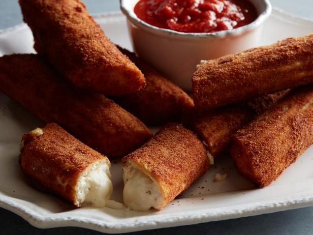 Kızarmış Manicotti Çubukları Nasıl Yapılır?