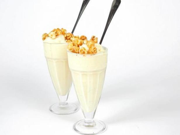 Wie man Mais-Eiscreme ohne Eismaschine zubereitet