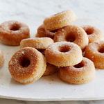 Gebackene Zimt-Donuts