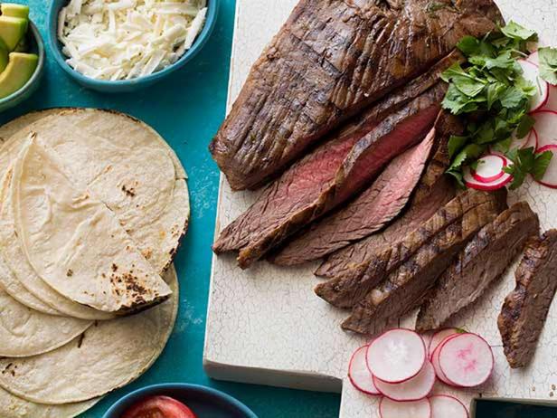 Foto des Gerichts – Gegrilltes Flankensteak, mariniert in Tequila, Knoblauch und Limette