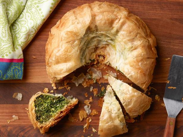Foto des Gerichts – Spanakopita in einer Kuchenform