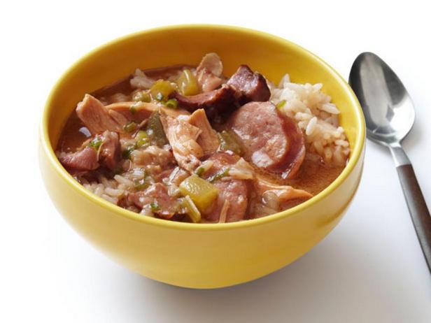 Foto des Gerichts – Gumbo mit geräucherter Wurst, Schinken und Hähnchen