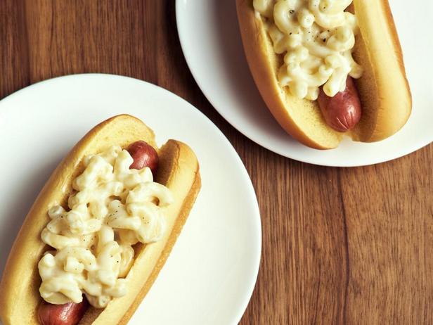 Foto des Gerichts – Hotdogs mit Makkaroni und Käse