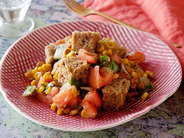 Foto des Gerichts – Panzanella mit gegrilltem Mais