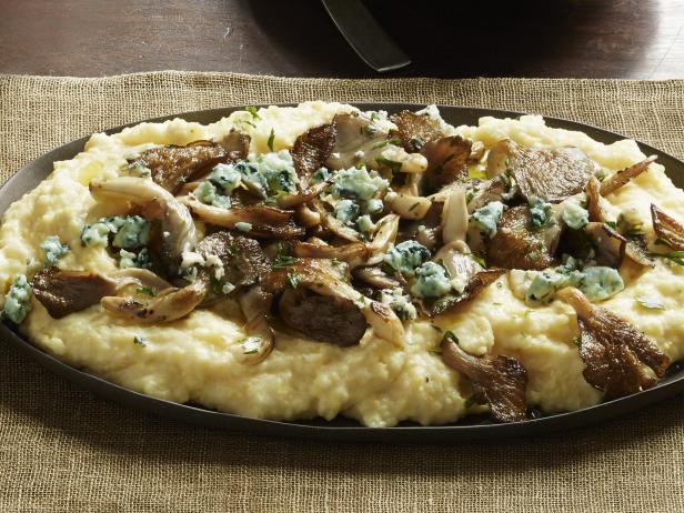 7. Polenta mit Pilzen aus dem Schongarer.