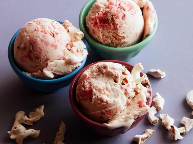 Gelato al pretzel ricoperto di yogurt