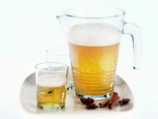 Foto – Gewürzbier mit Anis und Zimt