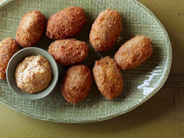 Wie man Pilzkroketten zubereitet