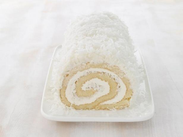 Foto des Gerichts – Kokosrolle mit Butter-Rum-Creme