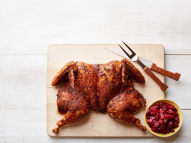 Rezept für gegrillten karibischen Truthahn mit Pflaumenchutney