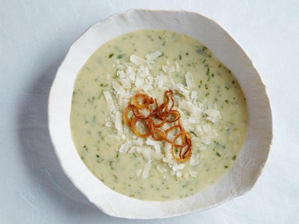 Cremige Ofenkartoffel-Lauch-Suppe
