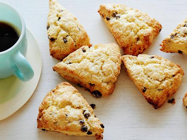 Rezept für cremige Rosinen-Scones