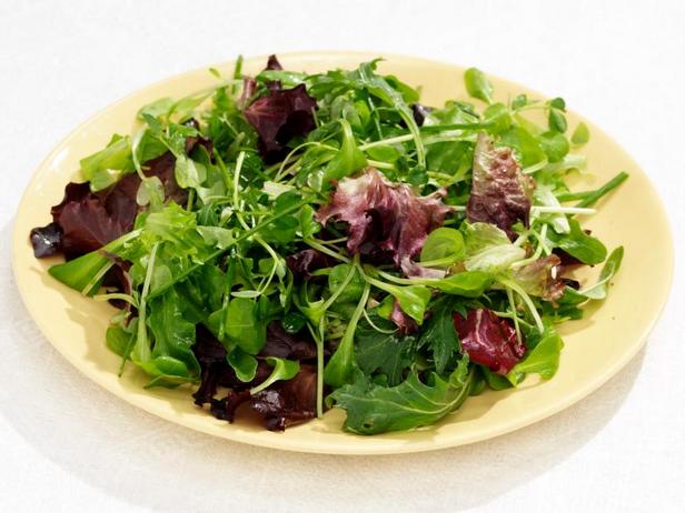Zubereitung - Frühlingsgrüner Salat
