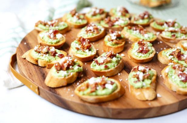طريقة تحضير كروستيني مع هريس البازلاء الخضراء