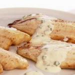 Gebackenes Tilapiafilet mit Honig-Joghurt-Sauce
