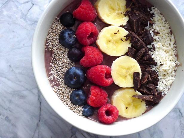 Glutenfreie Acai-Smoothie-Bowl