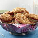 Knusprige Bananenmuffins mit Granola