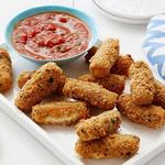 Gesunde, knusprige Mozzarella-Sticks