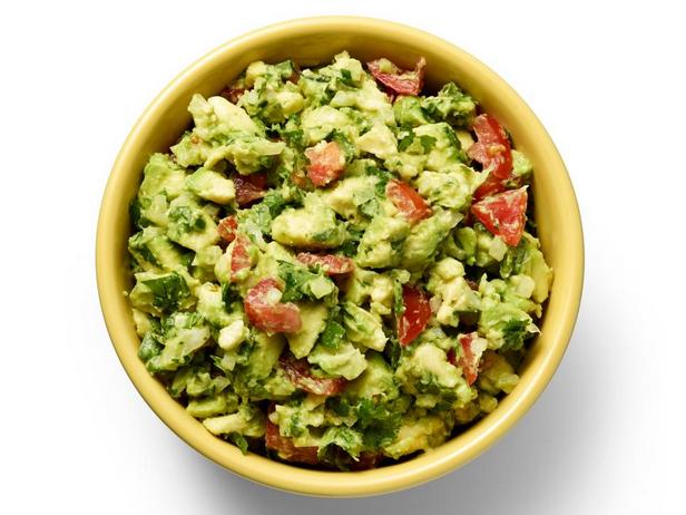 Guacamole mit Avocadostücken
