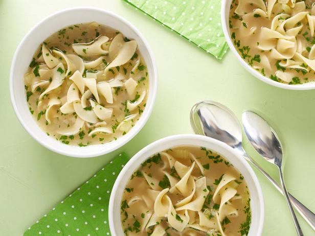 Eiernudelsuppe