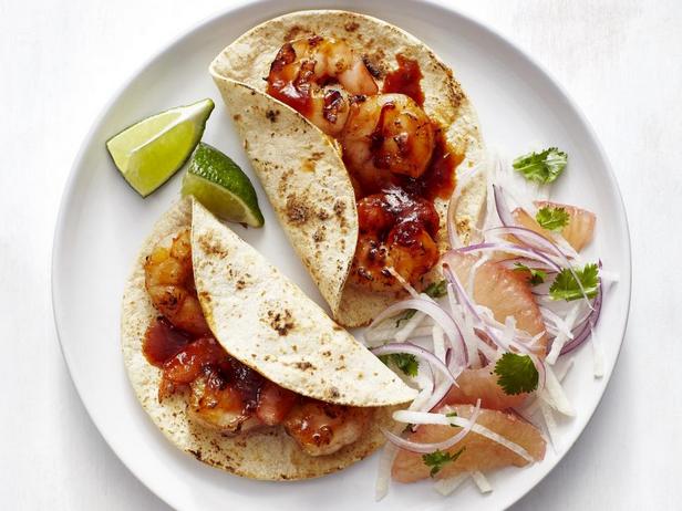 Garnelen-Tacos mit Grapefruitsalat
