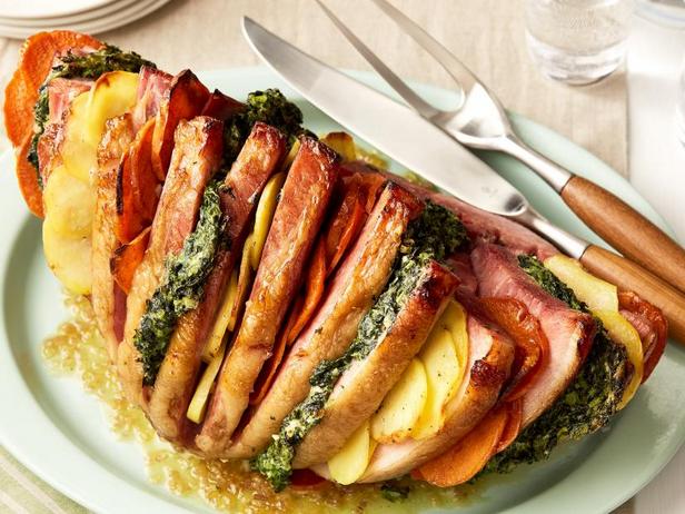So kocht man Hasselback-Schinken