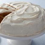 Karottenkuchen mit Hüttenkäseglasur