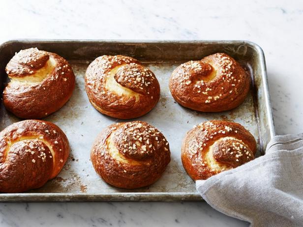 Brezelbrötchen