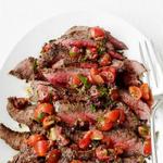 Gegrilltes Steak mit Tapenade