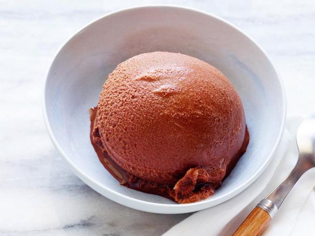 Wie man Schokoladensorbet zubereitet