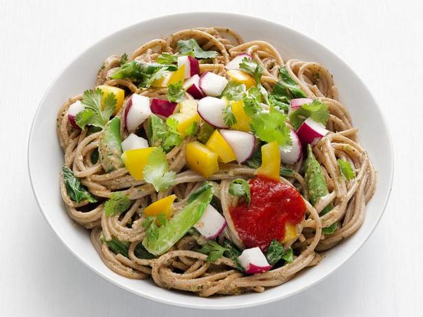 Rezept - Asiatische Nudeln mit Sommergemüse
