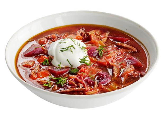 42. Borschtsch mit Rindfleisch.