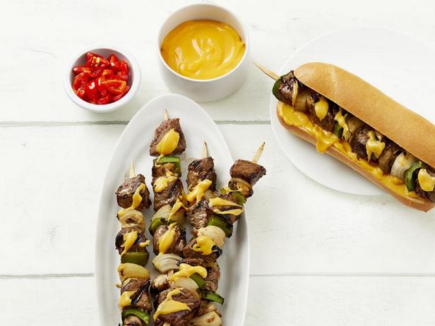 Wie man ein Philadelphia Kebab Sandwich zubereitet