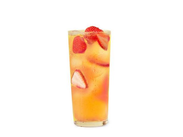 Zubereitung - Kamillen-Erdbeer-Eistee mit Gin